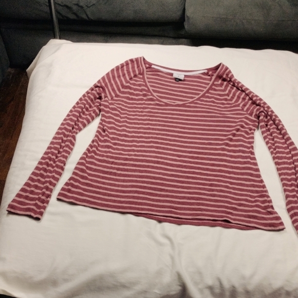CAbi Womens Long Sleeve Top Size Medium - Picture 1 of 9